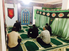 به مناسبت دهه اول محرم مراسم زیارت عاشورا در محل نمازخانه دانشگاه جامع  برگزار شد