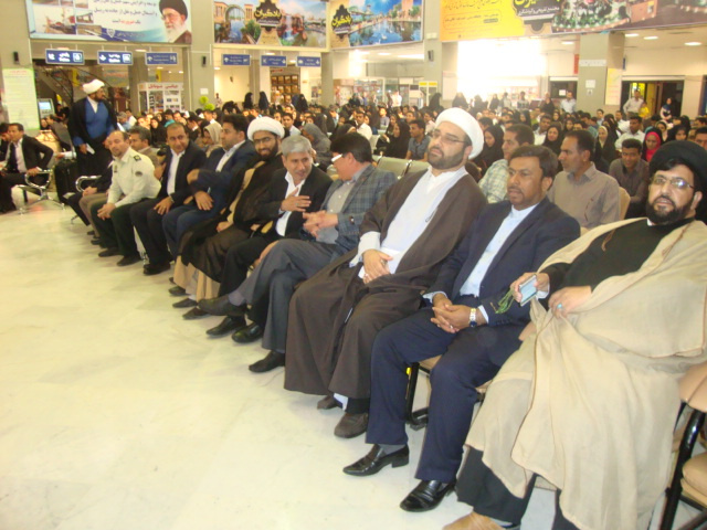 اعزام دانشجویان دانشگاه جامع علمی کاربردی  استان هرمزگان به مشهد مقدس جهت شرکت در مراسم ازدواج دانشجویی
