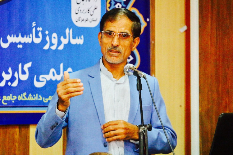 دکتر جاودان در آیین سالروز تأسیس دانشگاه جامع علمیکاربردی : جامعه نیروی ماهر می خواهد /مدرک گرایی آسیب است